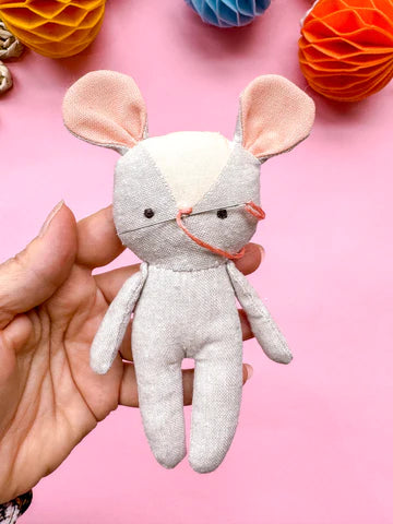 Sweet Mouse pattern and tutorial