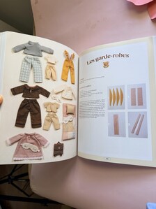 Mani Mina Animal dolls sewing book  by Emilie Hernandez - Autographed
